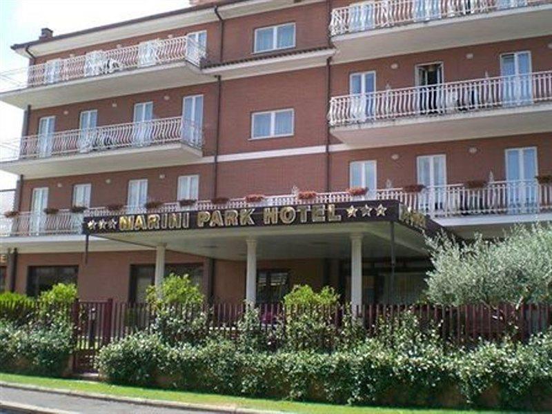 Marini Park Hotel Кастель-ди-Лева Экстерьер фото